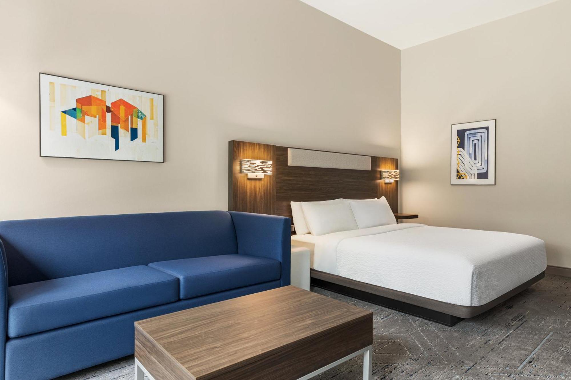 Holiday Inn Express & Suites Rhinelander By Ihg Exteriör bild